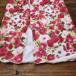 LAUNDRY SIZE 6 LINED SKIRT WITH PINKS WHITE,AND GREEN FLIRAL DESIGN